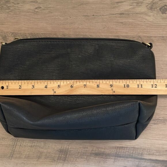 Antik Kraft Womens Black Vegan-Leather Crossbody Handbag - Picture 11 of 13